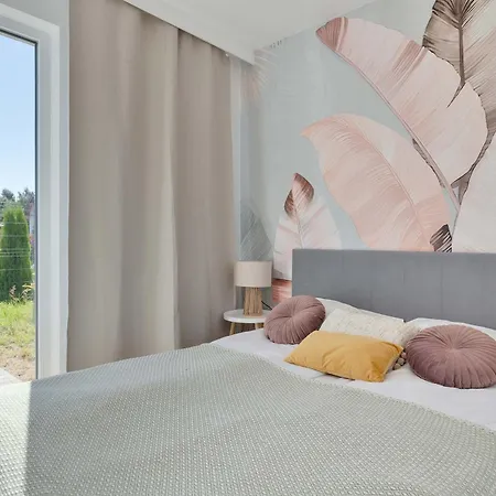 Διαμέρισμα Brazowy Z Ogrodkiem Blisko Plazy I Parku Wodnego By Renters Jastrzębia Góra
