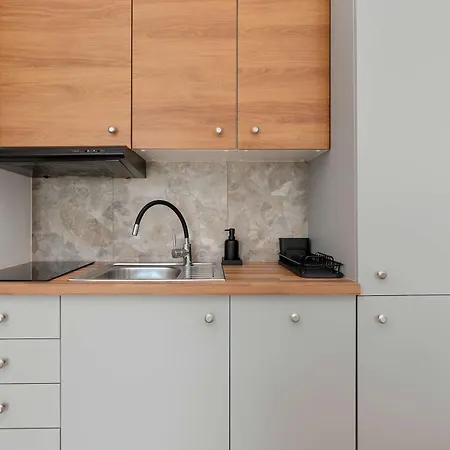 Brazowy Z Ogrodkiem Blisko Plazy I Parku Wodnego By Renters